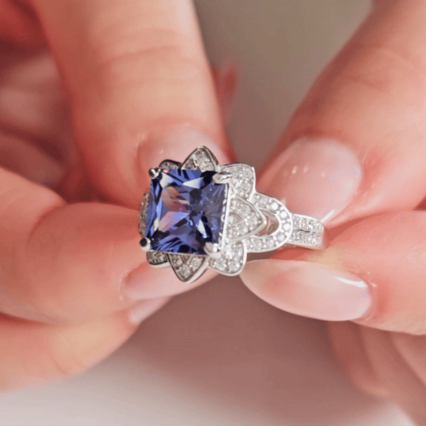 Charmed Aroma Ring 2025